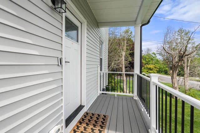 13 Darling St, Acushnet, MA 02743 - view of balcony