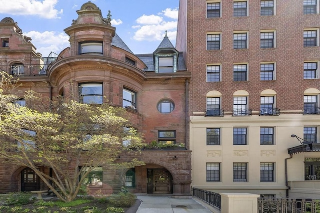 178 Commonwealth Unit 7, Boston, MA 02116 - view of building exterior