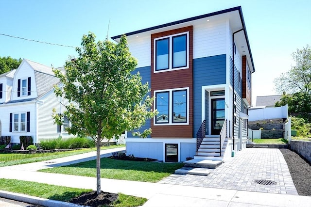 238 Sycamore St Unit 238, Watertown, MA 02472 - contemporary house featuring entry steps