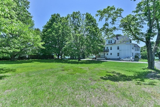 18 Emerald Ave, Webster, MA 01570 - view of grassy yard