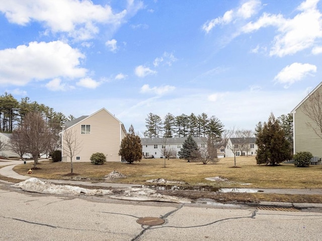 36 Knowlton Cir Unit 36, Upton, MA 01568 - view of side of property