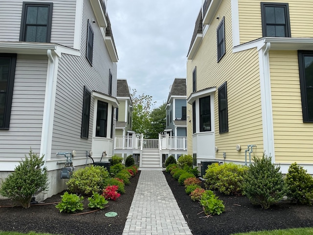 property entrance featuring cooling unit