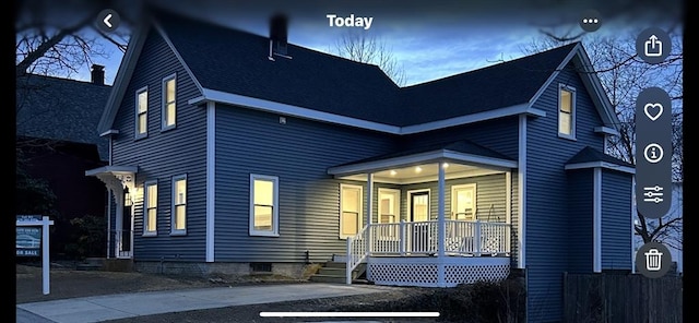 view of front of house with covered porch