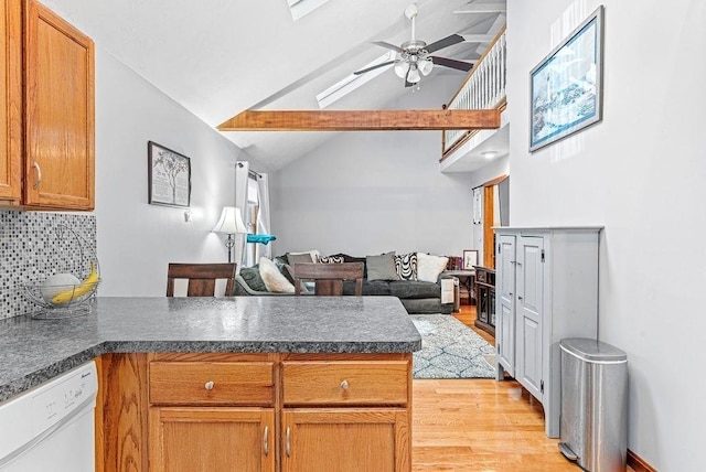 525 Thurston St, Wrentham, MA 02093 - kitchen featuring dishwasher, a peninsula, light wood-style floors, decorative backsplash, and a ceiling fan
