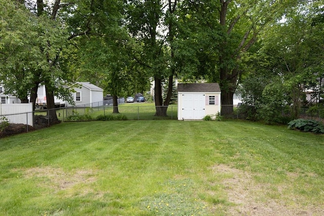 69 Front St, Shirley, MA 01464 - view of yard
