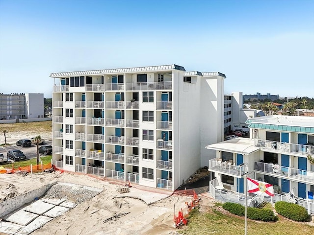 935 S Atlantic Unit 302, Daytona Beach, FL 32118 - view of apartment building / complex