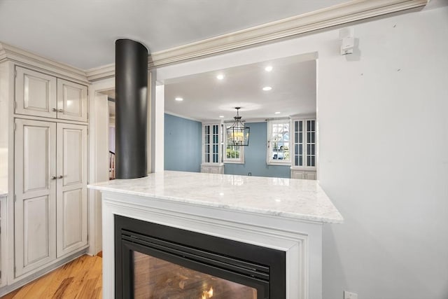 interior details with hardwood / wood-style floors