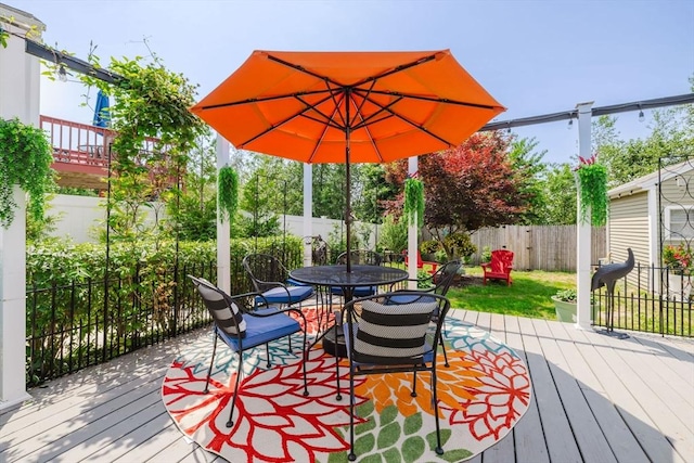 85 Evelyns Way, Fall River, MA 02724 - wooden deck featuring a fenced backyard and outdoor dining space