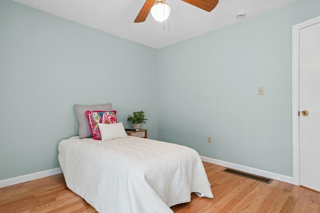 51 Nottingham Rd Unit 51, Grafton, MA 01519 - bedroom featuring light wood-style floors and a ceiling fan