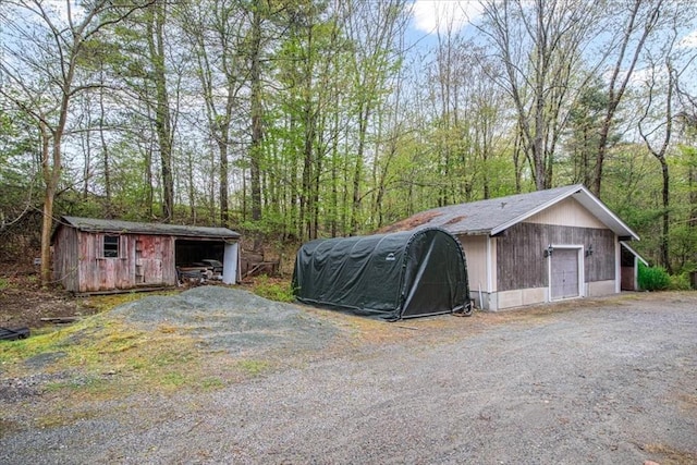 view of outbuilding featuring an outbuilding