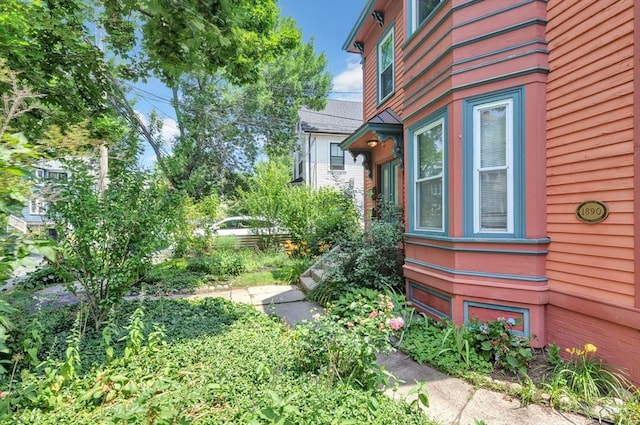 17 Teel St Unit 1, Arlington, MA 02474 - view of side of home