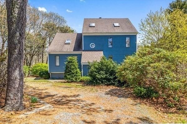 30 Norris Path, Falmouth, MA 02536 - view of side of home