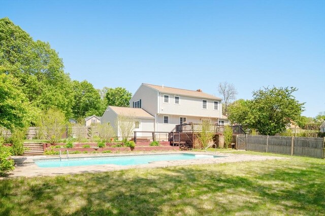 46 Frairy St, Medfield, MA 02052