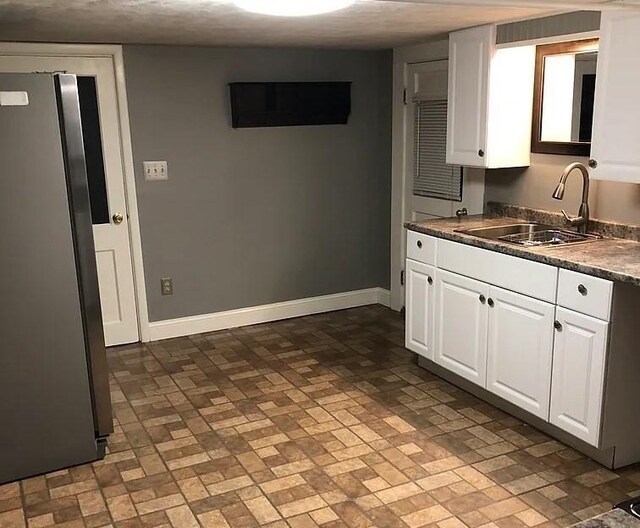 46 Frairy St, Medfield, MA 02052