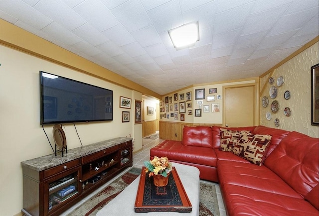 171 David Cir, Putnam, CT 06260 - view of living room