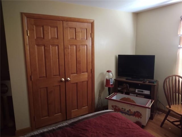 62 Chestnut St, Seekonk, MA 02771 - bedroom featuring wood finished floors