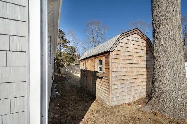 view of outbuilding