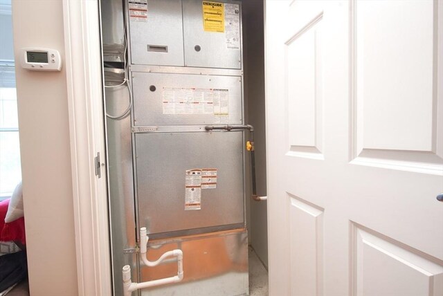 35 Commonwealth Ave Unit 404, Newton, MA 02467 - utilities with heating unit