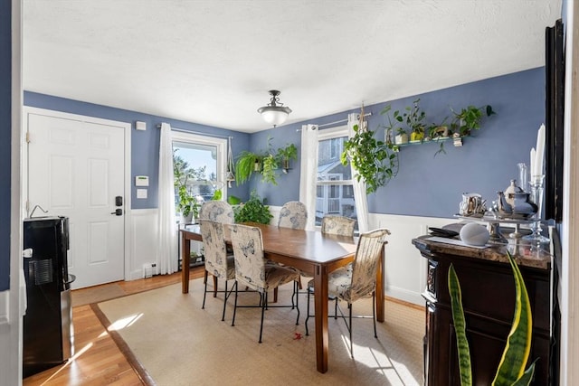 dining room featuring light hardwood / wood-style flooring