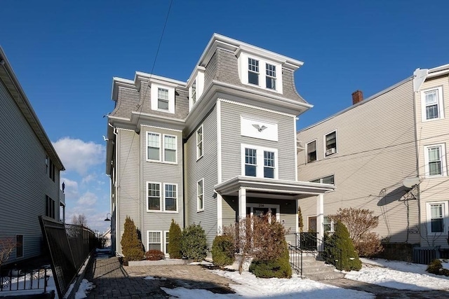 view of front of property with a porch