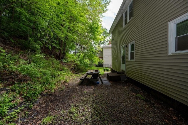 60 High Ridge Rd, Worcester, MA 01602 - view of yard with entry steps