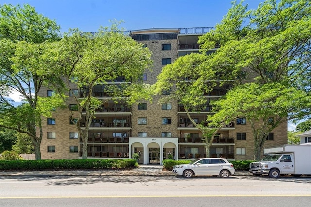 990 Massachusetts Ave Unit A37, Arlington, MA 02476 - view of apartment building / complex