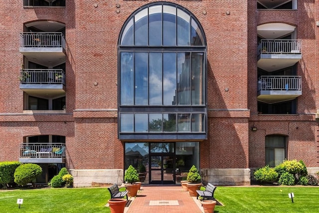 357 Commercial St Unit 219, Boston, MA 02109 - view of apartment building / complex