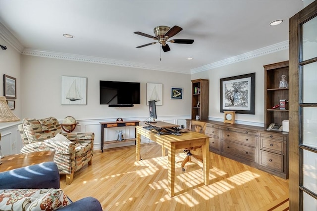 office area with recessed lighting, ceiling fan, wainscoting, crown molding, and light wood-type flooring