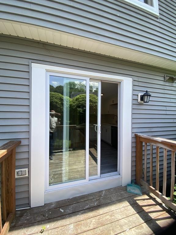 270 Sunderland Rd Unit 11, Worcester, MA 01604 - property entrance featuring a sink