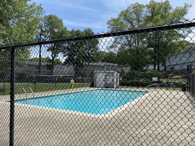 270 Sunderland Rd Unit 11, Worcester, MA 01604 - view of community pool
