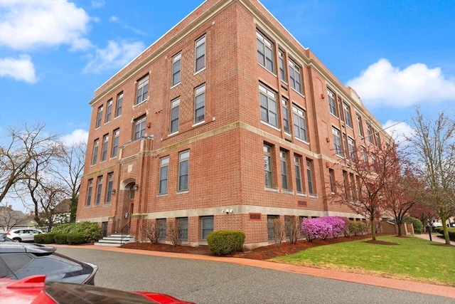 view of building exterior