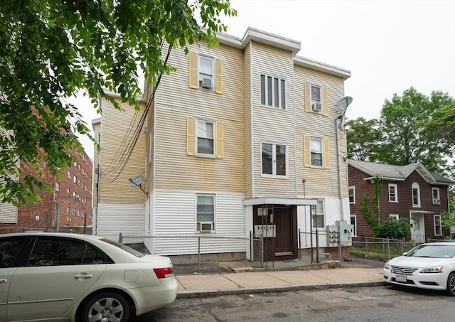 8 Everett St, Somerville, MA 02143 - multi unit property featuring cooling unit