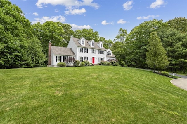 53 Arnold Way, Uxbridge, MA 01569 - view of front of property featuring a front yard