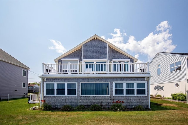 125 Seaview Dr, Plymouth, MA 02360 - back of house with a lawn