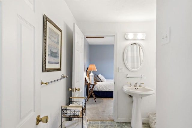 125 Seaview Dr, Plymouth, MA 02360 - ensuite bathroom featuring ensuite bathroom and baseboards
