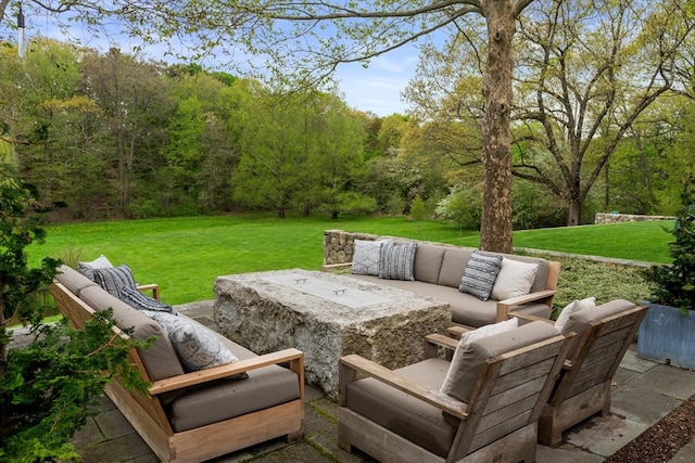 view of patio featuring an outdoor hangout area