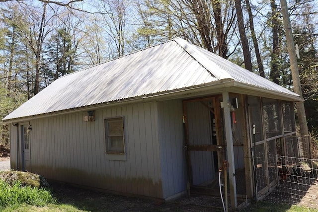 view of outbuilding