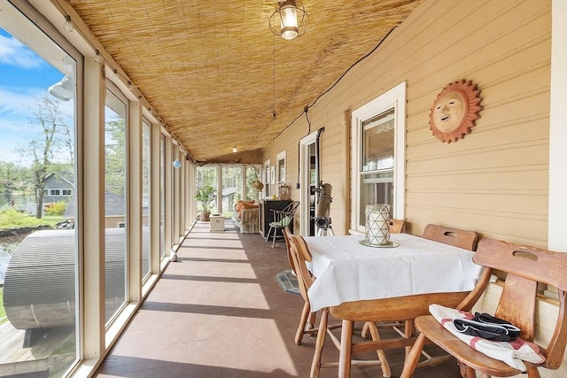 view of sunroom / solarium
