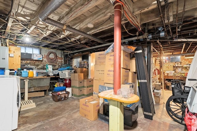 73 Lincoln Ave, Saugus, MA 01906 - unfinished basement featuring washer / clothes dryer