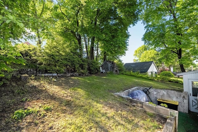 73 Lincoln Ave, Saugus, MA 01906 - view of yard