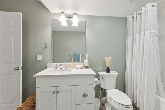 bathroom featuring vanity, shower / bath combination with curtain, a notable chandelier, and toilet