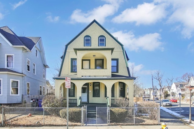 view of front of home with covered porch