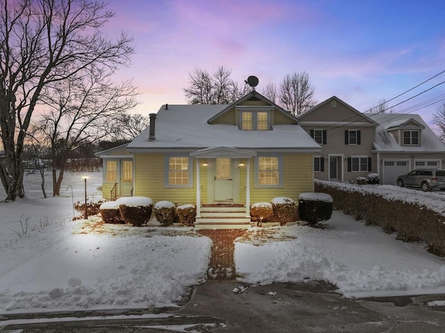 view of front of property