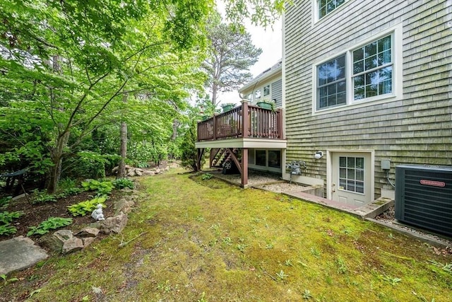 38 Gold Leaf, Mashpee, MA 02649 - view of grassy yard with a wooden deck