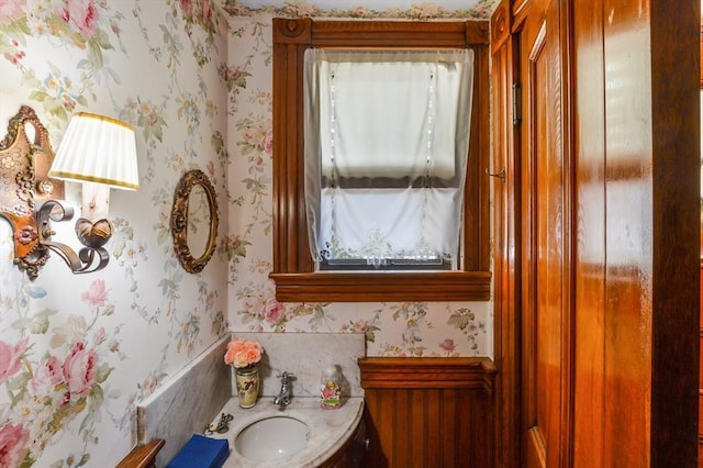 bathroom with sink