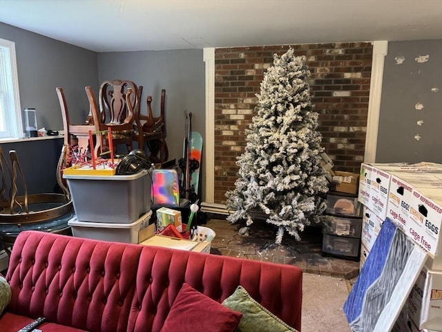living room featuring carpet floors