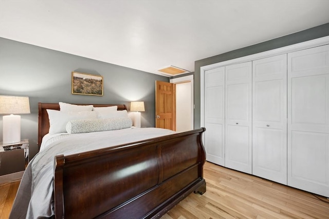 15 Youngs Rd, Gloucester, MA 01930 - bedroom with light wood-style floors and a closet