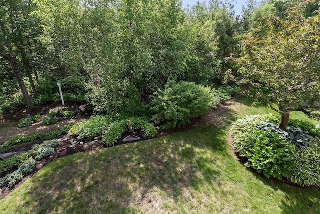 27 Quarryridge Ln Unit 27, Rockport, MA 01966 - view of green lawn