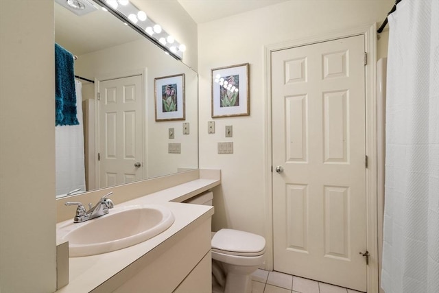 27 Quarryridge Ln Unit 27, Rockport, MA 01966 - full bath with vanity, tile patterned floors, and curtained shower