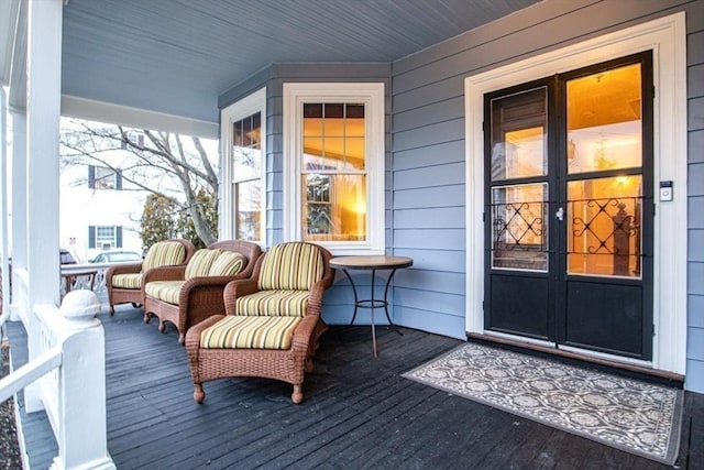 entrance to property with covered porch